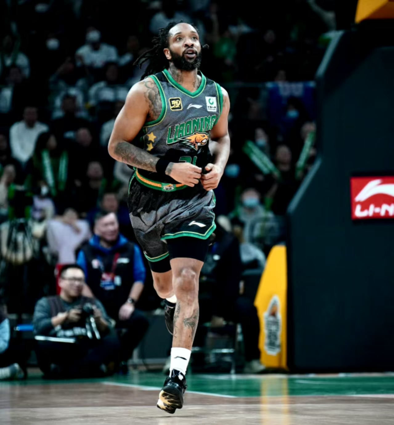 强队连胜,谁能挑战其霸主地位 强队连胜,谁能挑战其霸主地位