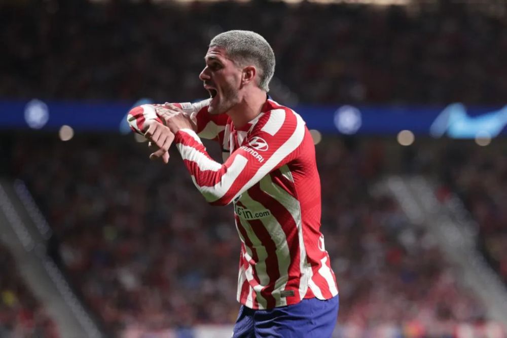 熊猫体育平台-库拉索夫主场惨遭击败，小组出线前景渺茫！