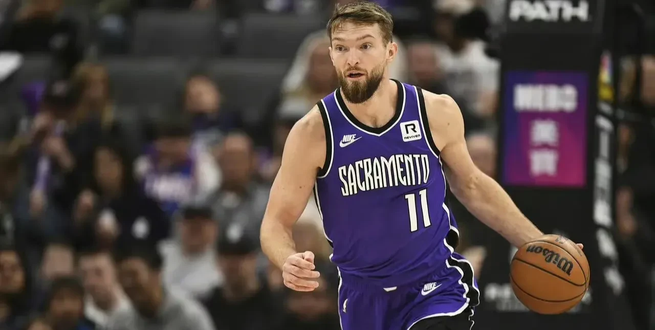 熊猫体育直播-波兰男篮爆冷巴西男篮，瓦兰丘纳斯送出助攻