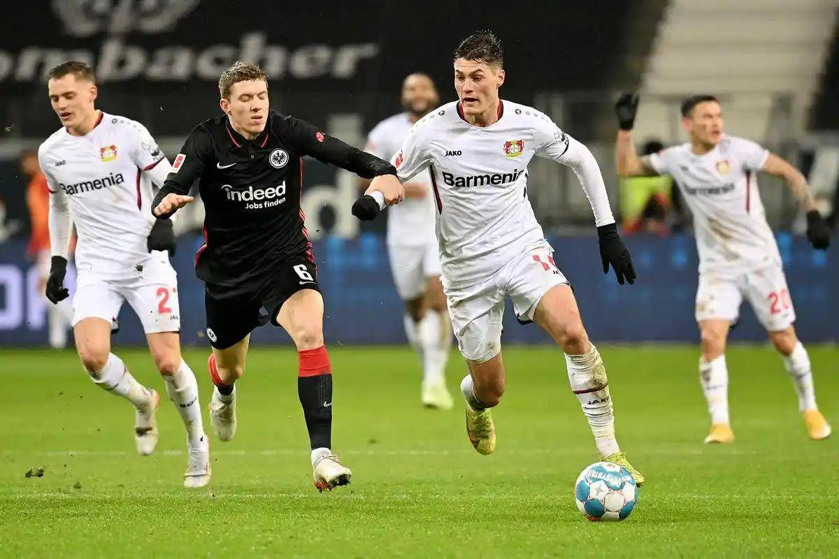 熊猫体育互动-沃特福德迎战南安普顿，实力对比赛场悬念重重