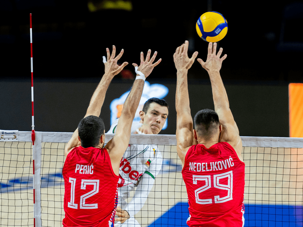 奥克兰队在欧锦赛对决保加利亚