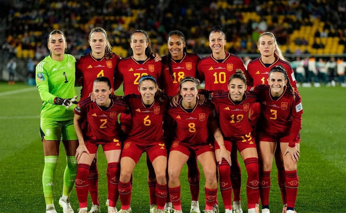 熊猫体育平台-全球女子足球冠军队逐渐强大